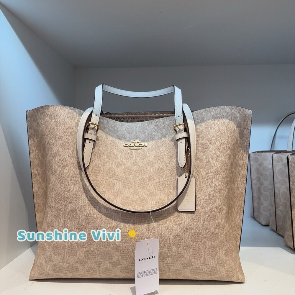NWT COACH Mollie Tote Large Size Signature Canvas CV967 Gold/Sand/Chalk